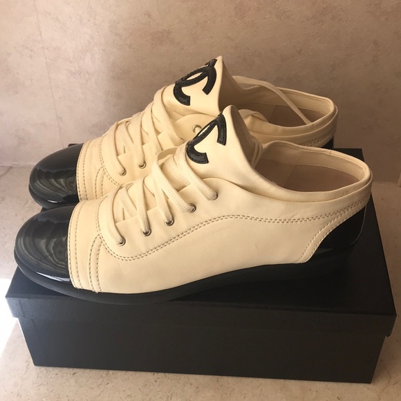 Chanel sneakers - Picture 2 of 6